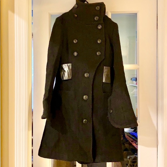 Mackage coat - Picture 3 of 8